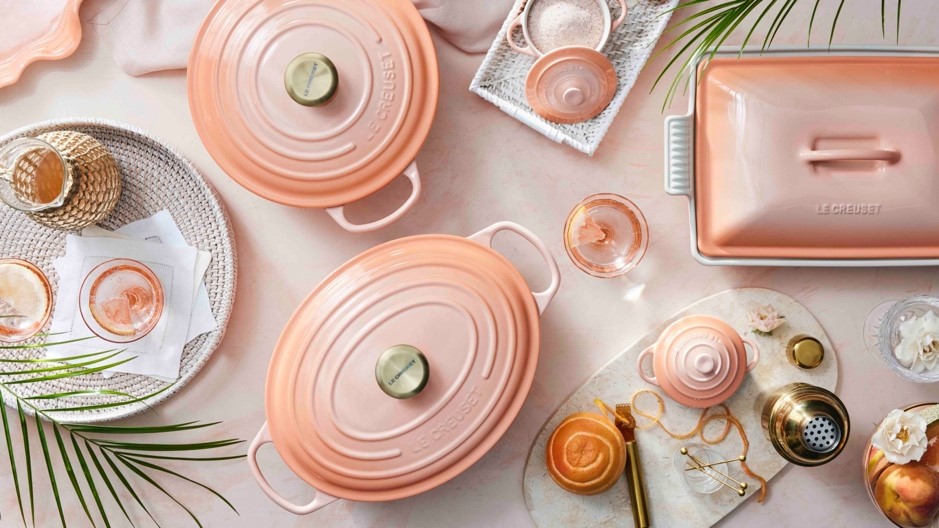 Llega Pêche, el nuevo color del verano de Le Creuset