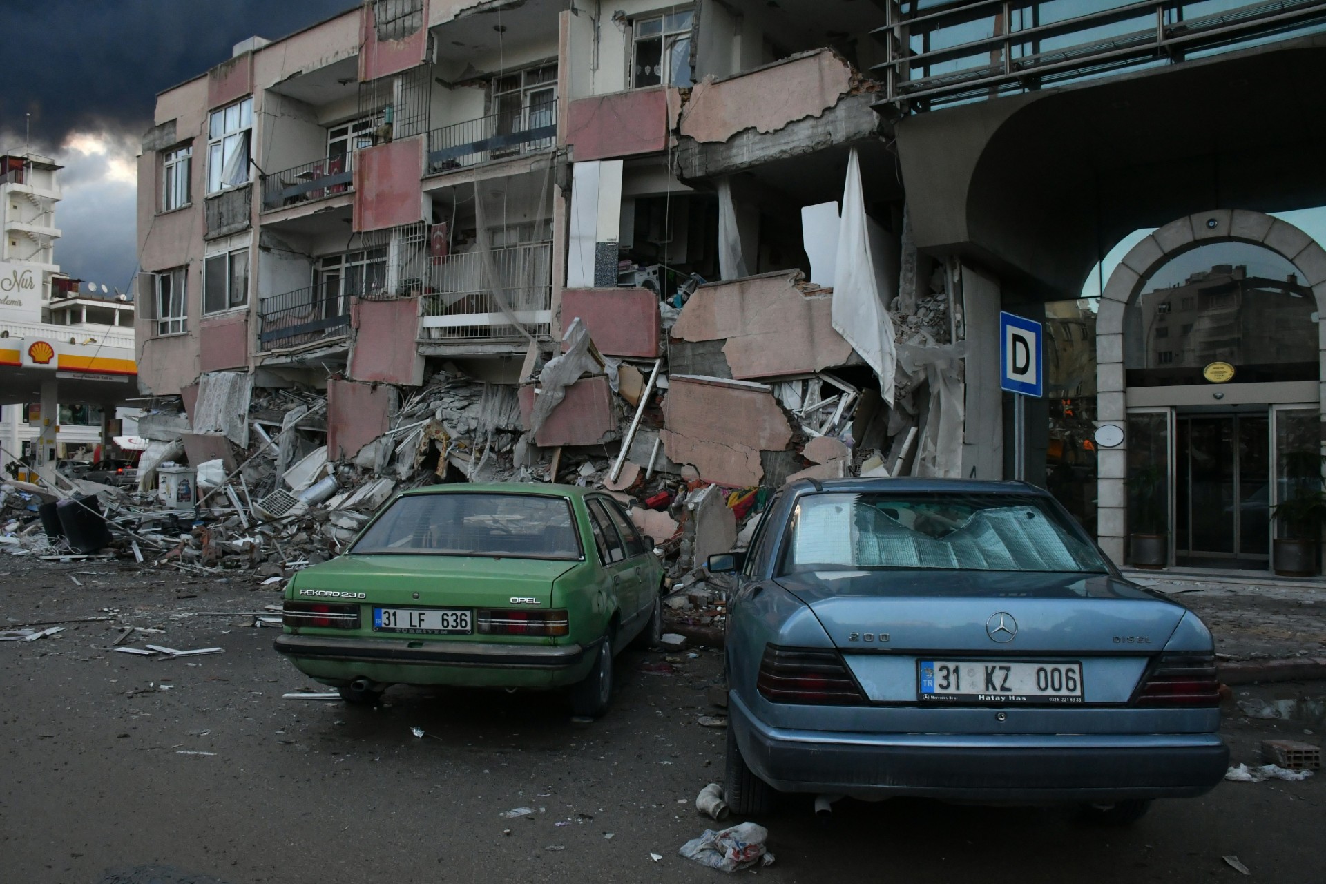 ¿Sabes qué hacer en caso de un sismo si te encuentres dentro de tu auto?