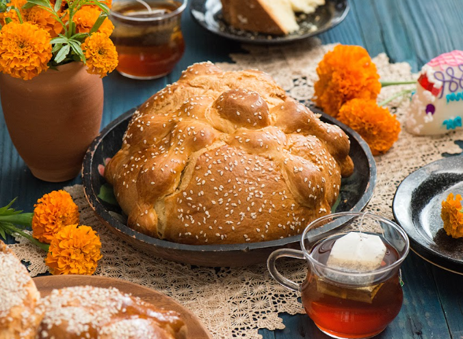 Maridar Pan de Muerto con Té: Una Experiencia Sensorial para Celebrar el Otoño y la Tradición Mexicana