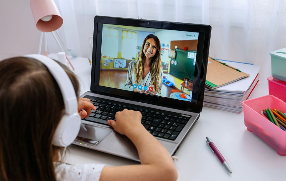 El aprendizaje del inglés como complemento y refuerzo escolar para niños