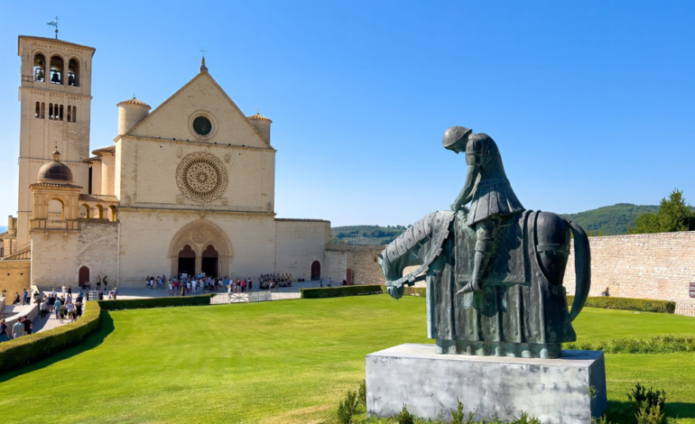 Tours religiosos en auge: crece el interés por seguir los pasos del Papa Francisco
