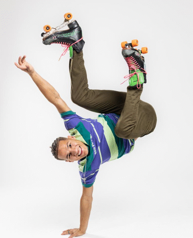 Dylan Morton llega a México y pone a rodar la escena del Roller Dance