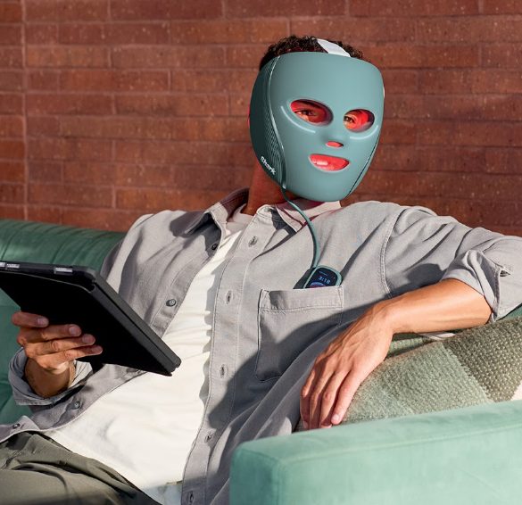 Shark Beauty apuesta por el skincare masculino con la nueva versión CryoGlow Dark Sage