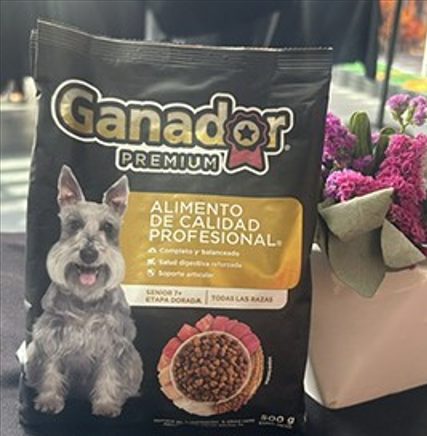 Más años, mejor nutrición con Ganador Premium Senior 7
